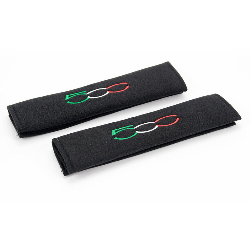 Fiat 500 logo embroidered on padded seat belt covers
