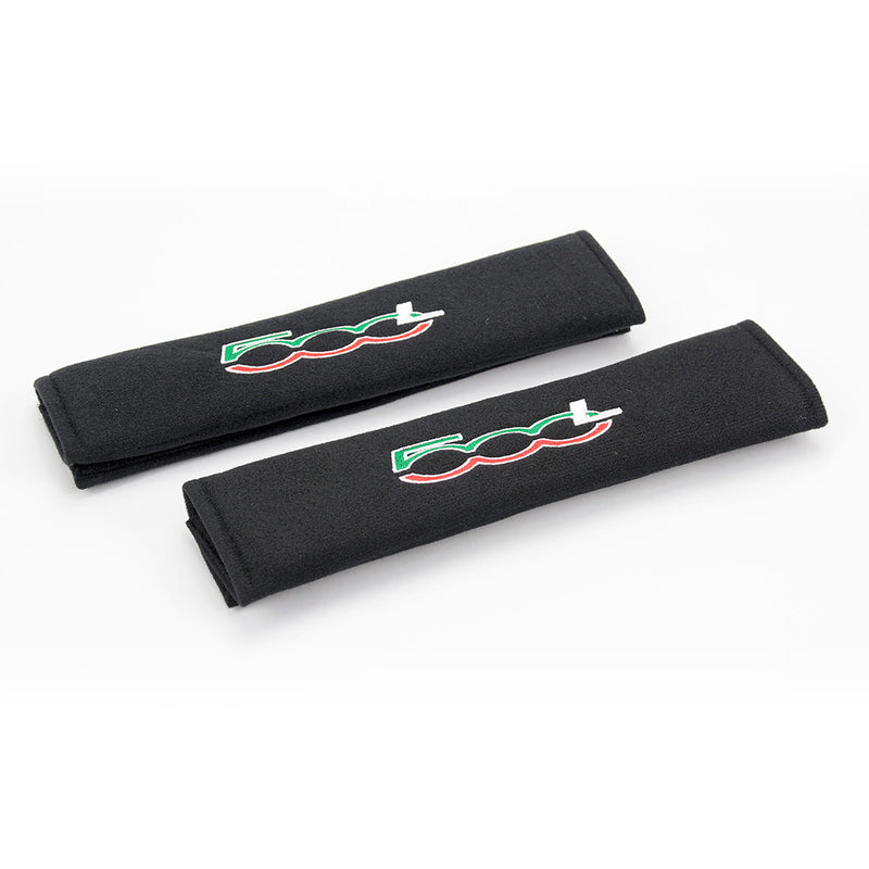 Fiat 500L logo embroidered on padded seat belt covers